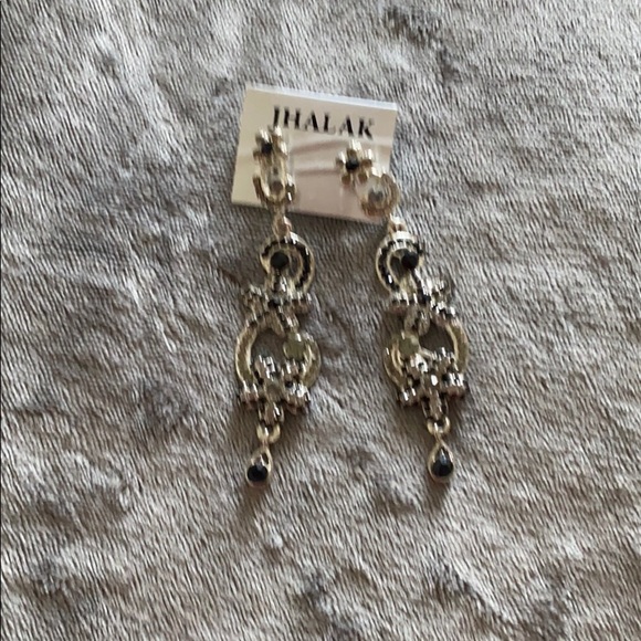 Earring - Picture 2 of 2